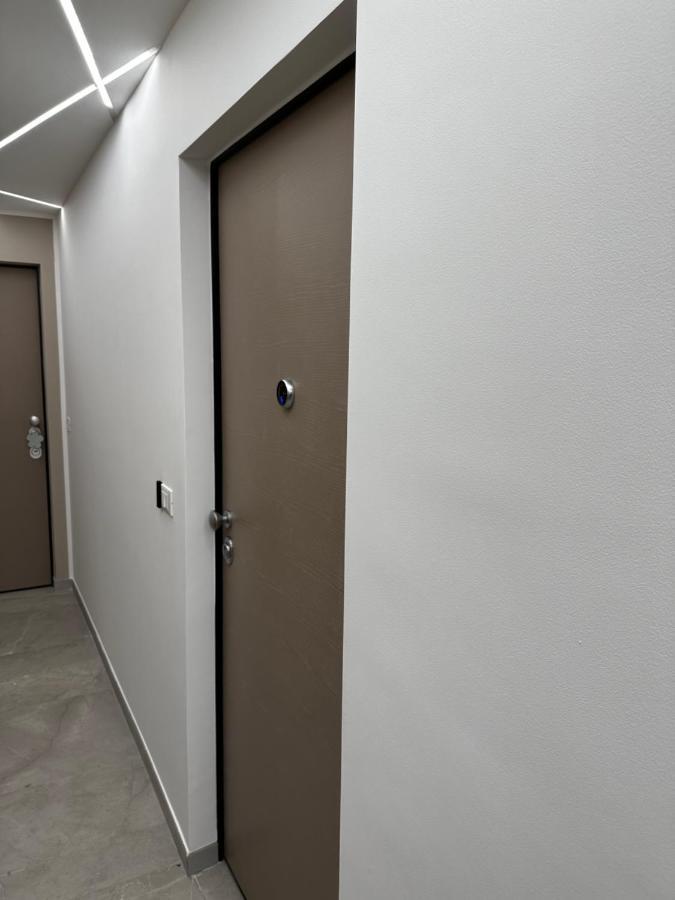 Bilocale Luxury A 50 Mt Dalla Stazione Di Milano Apartment Exterior photo